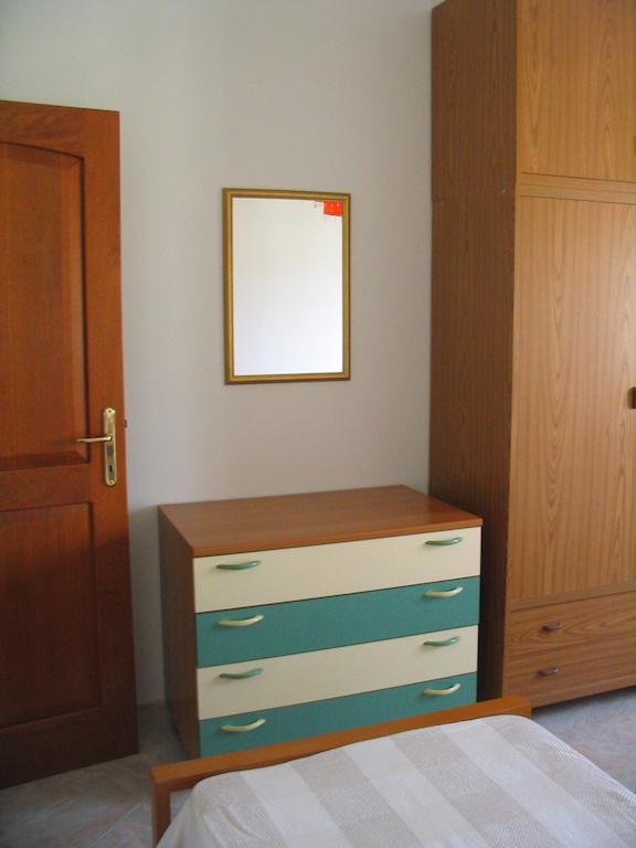 Ferienwohnung Marycarmen Alghero Zimmer foto